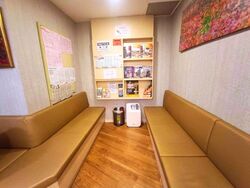 Gleneagles Hospital (D10), Retail #503376591
